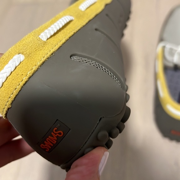 MENS SWIMS 9.5 - Picture 5 of 7